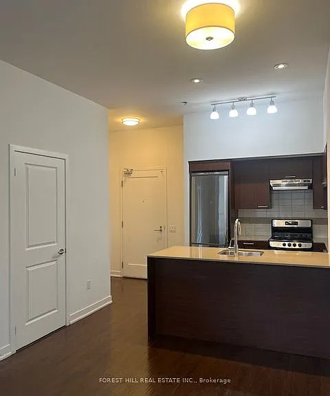 320 Tweedsmuir Ave #303 — Photo 7