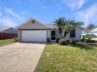 3528 65th Avenue Cir E #2, Sarasota, FL 34243