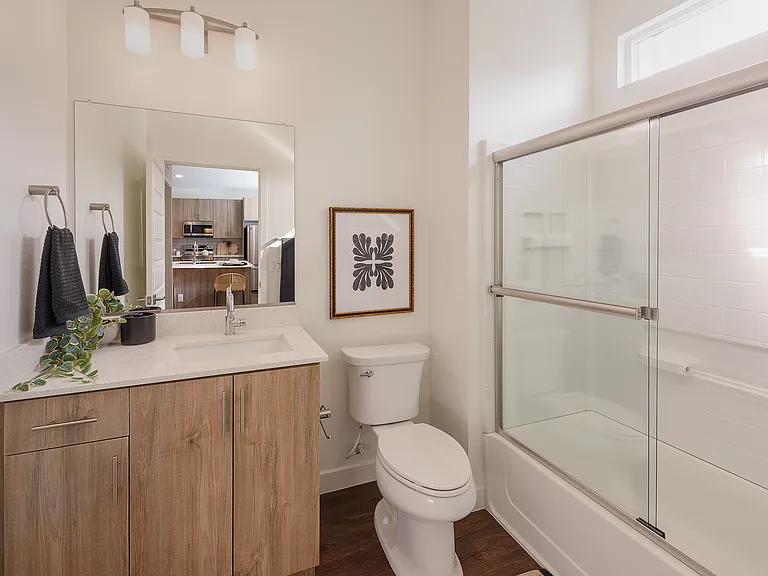 Sanctuary on 51st — Photo 12