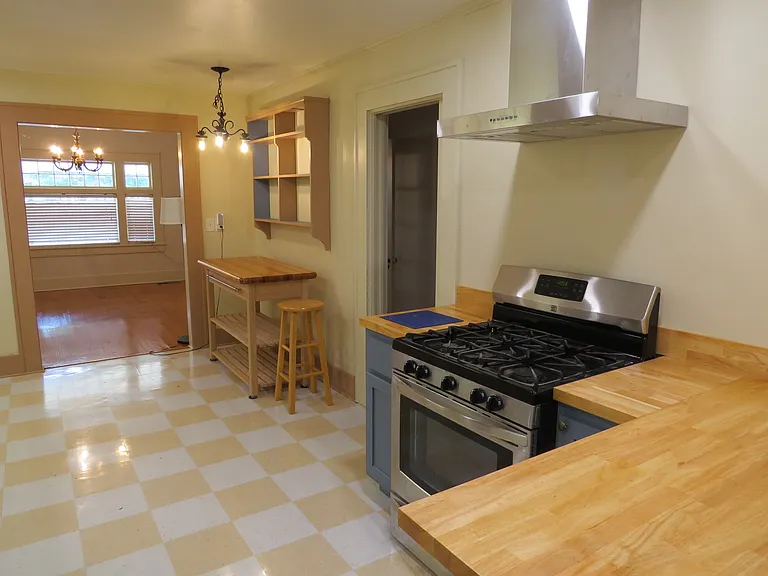 1624 S Norfolk Ave — Photo 9