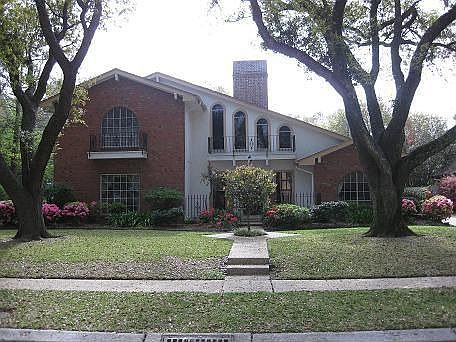 1st image of 2424 Cumberland Ct
