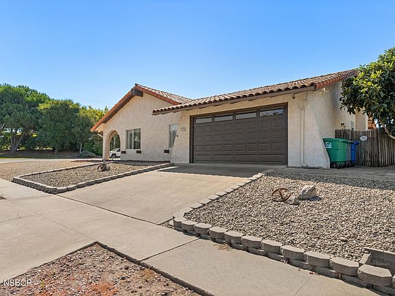 4th image of 4695 Marlene Dr