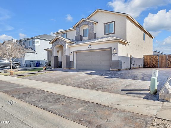 2nd image of 2812 Tierra De Moyo Pl