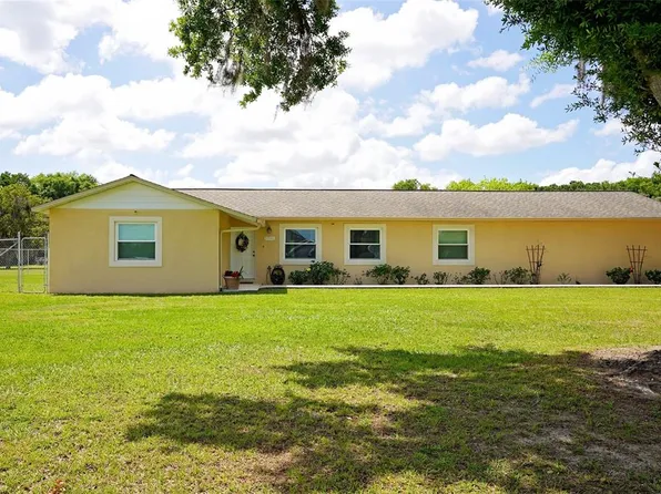 3790 Moores Lake Rd, Dover, FL 33527