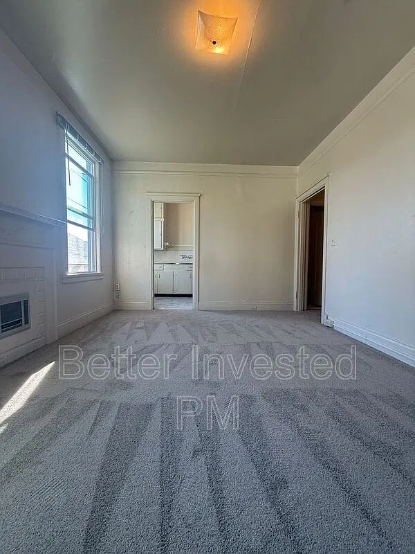 1 bed, 1.0 bath, 430 sqft, $1,750 — Photo 2
