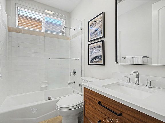 5th image of 620 35th St