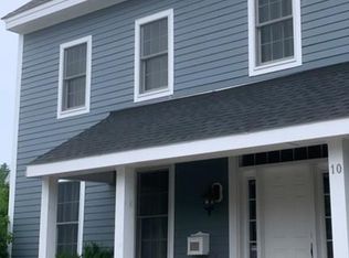 10 Desmond Ave, Manchester, MA 01944