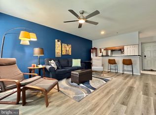 3311 Wyndham Cir APT 1189, Alexandria, VA 22302