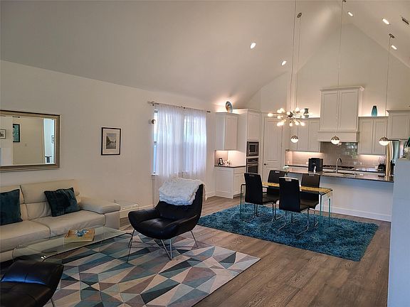 5th image of 6708 Bermuda Ave