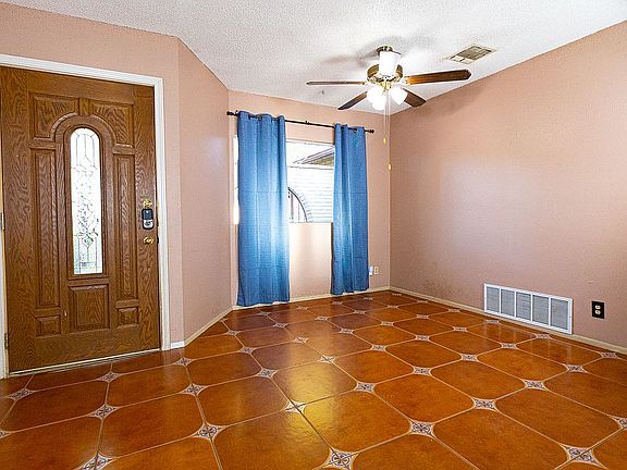 3rd image of 1043 Ericson St