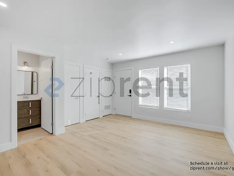 1815 San Andres St #B — Photo 7