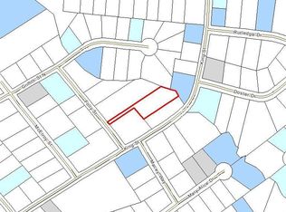 Folly St, Winder, GA 30680