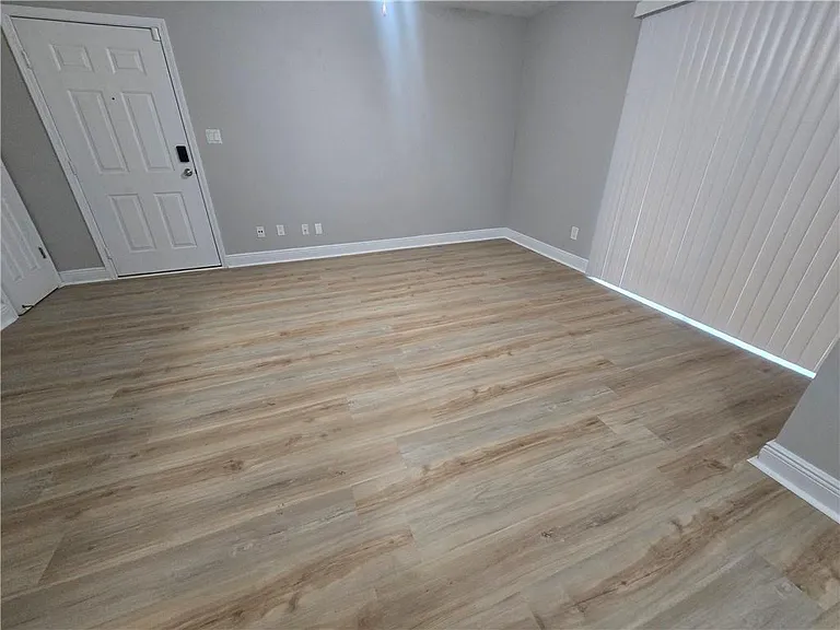 2205 Santa Fe Pkwy — Photo 3