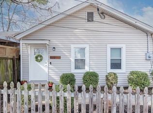 922 Schiller Ct, Louisville, KY 40204