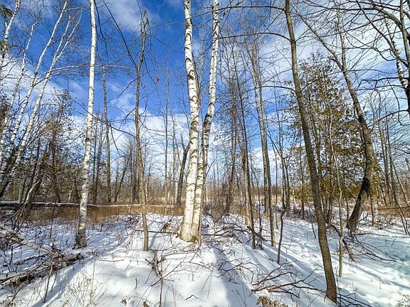 4th image of Kitter Rd