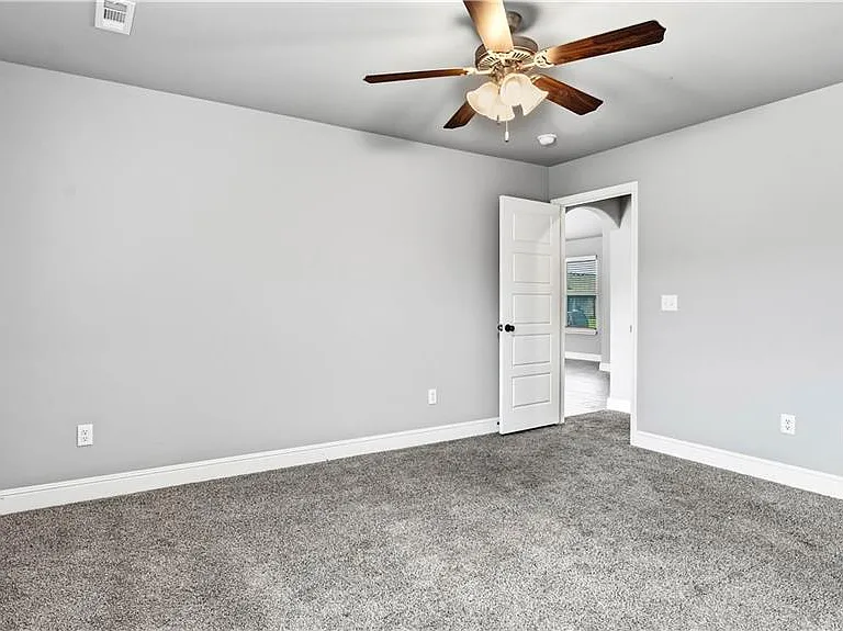 200 Post Oak Ave — Photo 13
