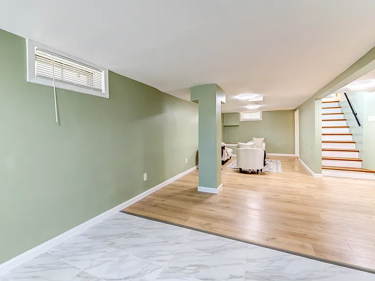 8370 Orchard Ave — Photo 10
