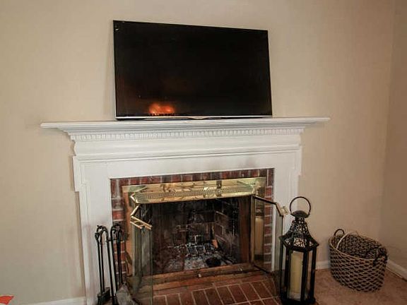 5th image of 1219 Magness Ct