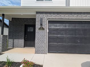 719 Sun Meadow Dr, Centerton, AR 72719