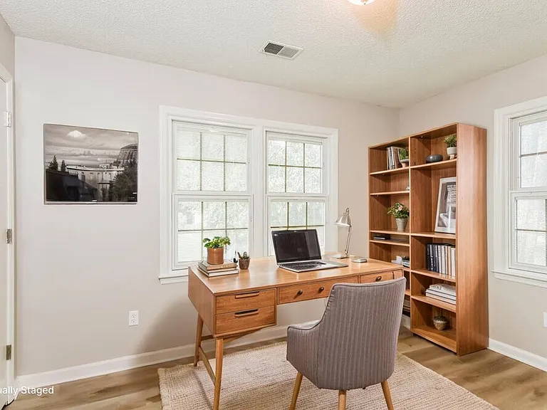 3138 Calumet Pl NW — Photo 17