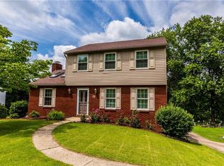 578 Meadowvale Dr, Cheswick, PA