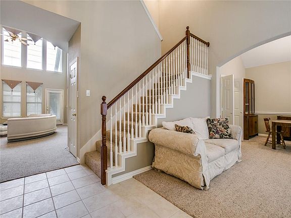 3rd image of 4444 White Rock Ln