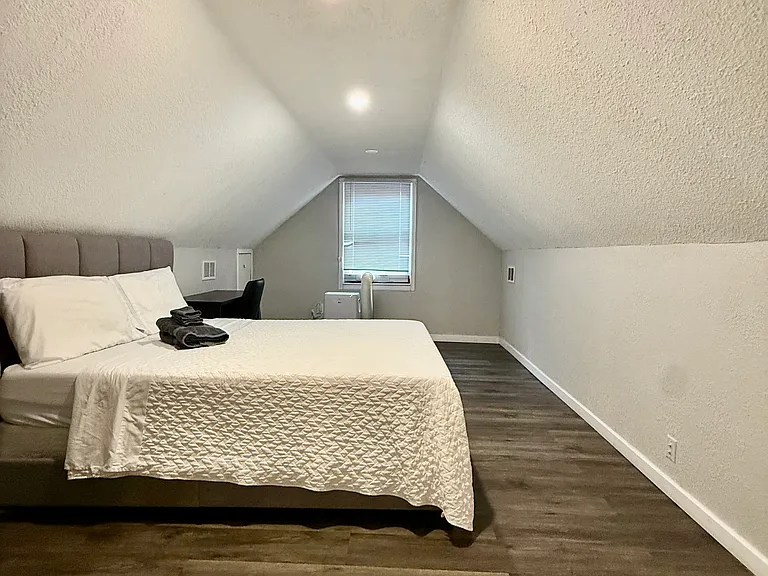 6224 Greenwood Dr — Photo 17