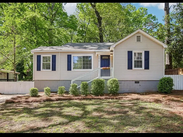3417 Glen Rd — Photo 1