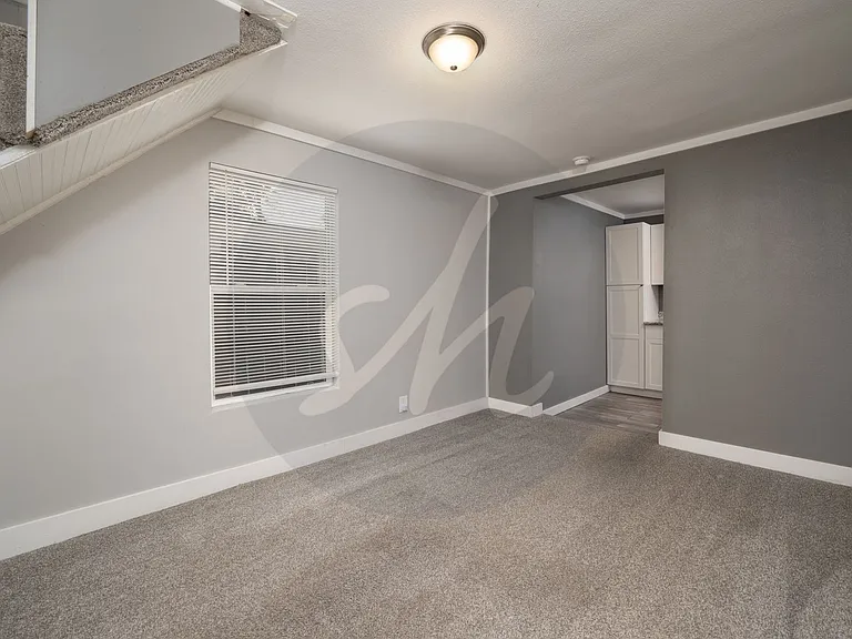 1505 N Corona St — Photo 10