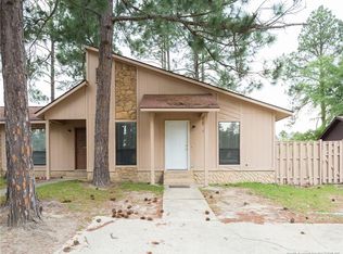 630 Mosswood Ln, Fayetteville, NC 28311