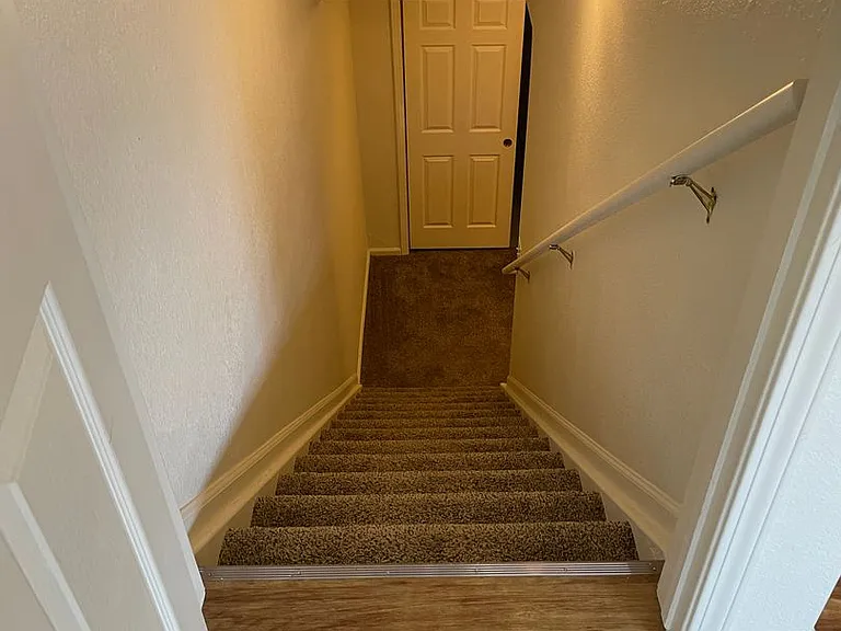 2950 Neil Dr #8 — Photo 13