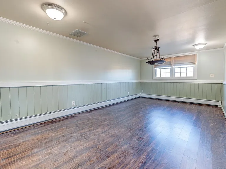 1091 S Main St #2 — Photo 3