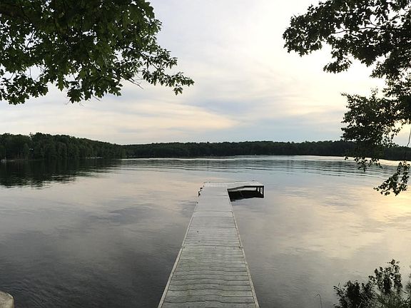 2nd image of 4755 Horsehead Lake Rd