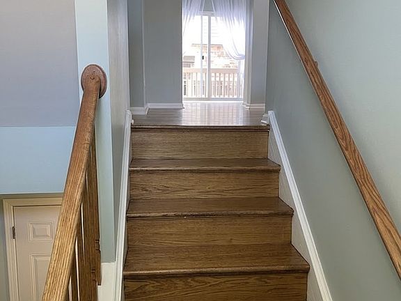 2nd image of 8604 Prairie St