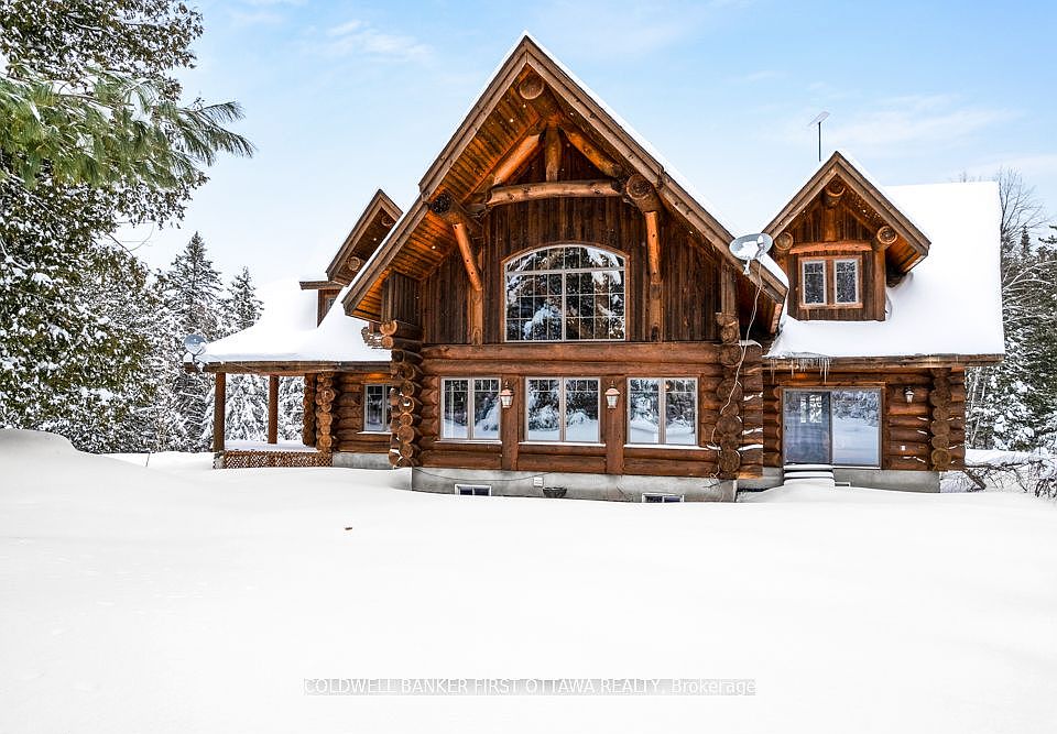 1st image of 2467 Darling Rd