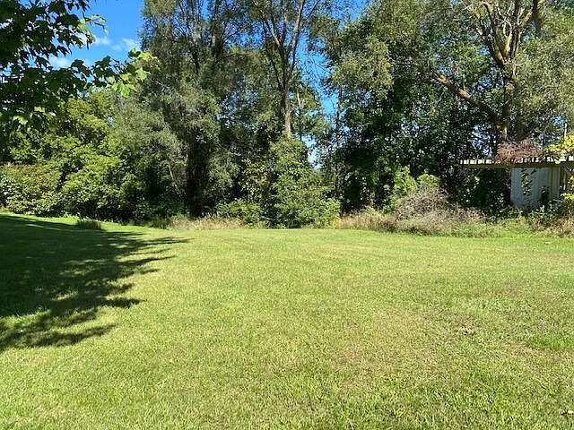 2nd image of 8568 Riverside Rd