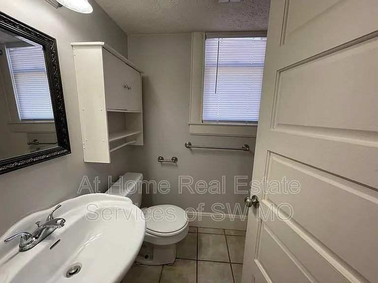 769 S South Ave #C — Photo 6