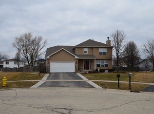 1304 Shannon Ct, Minooka, IL 60447