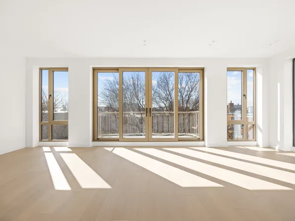 56 Quincy Street image 2 of 17