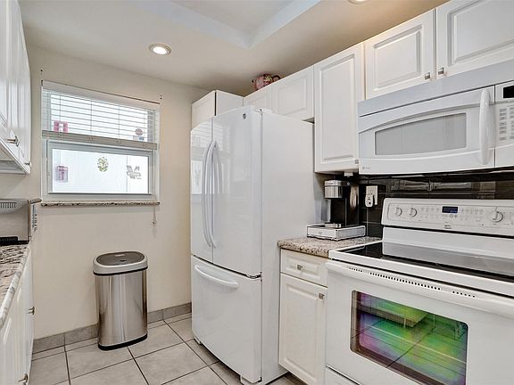 2nd image of 1391 S Ocean Boulevard #309