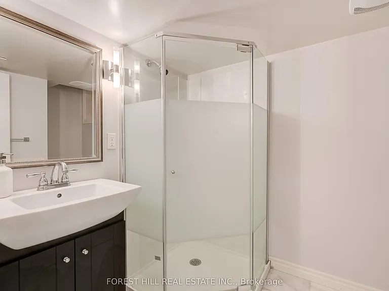 112 Dewbourne Ave — Photo 25