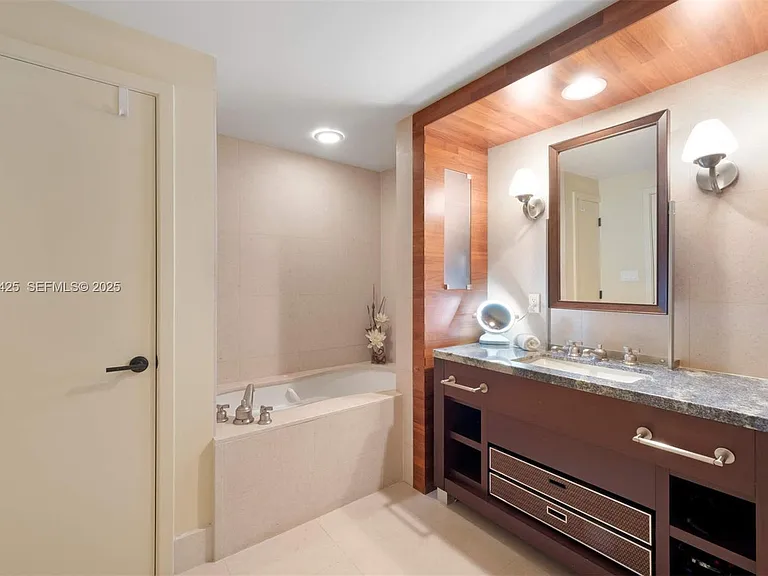 6799 Collins Ave #1603 — Photo 6