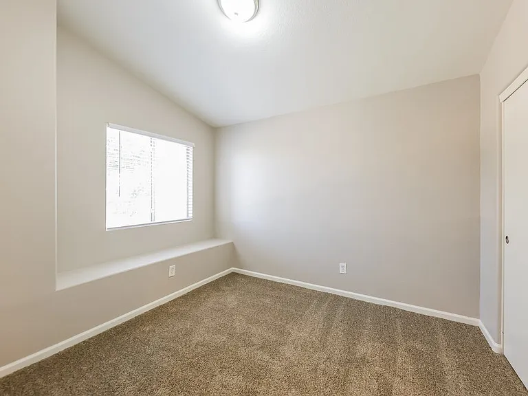 4907 W Marco Polo Rd — Photo 13