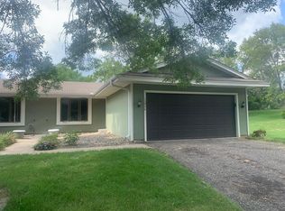 13944 Holyoke Ct, Apple Valley, MN 55124