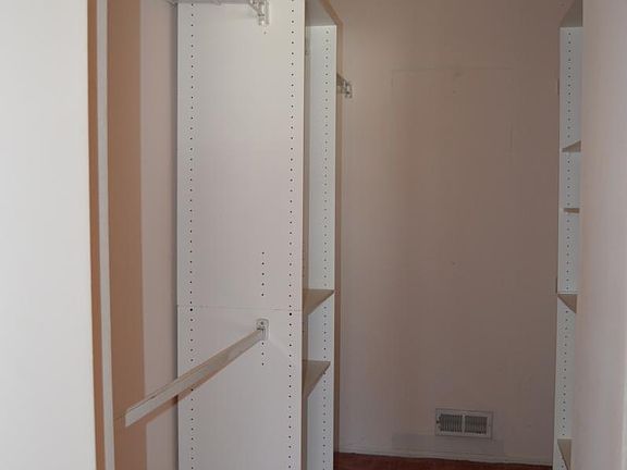 walk-in closet