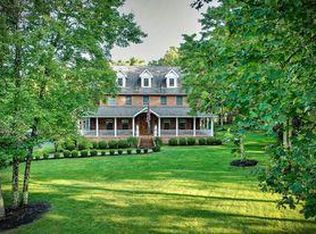 40 Forest Ln, Fayetteville, WV 25840