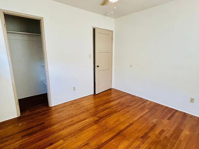 427 Palomar Ave — Photo 8