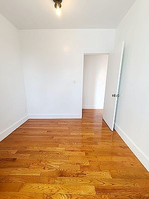 2nd image of 673 Dawson St #17D