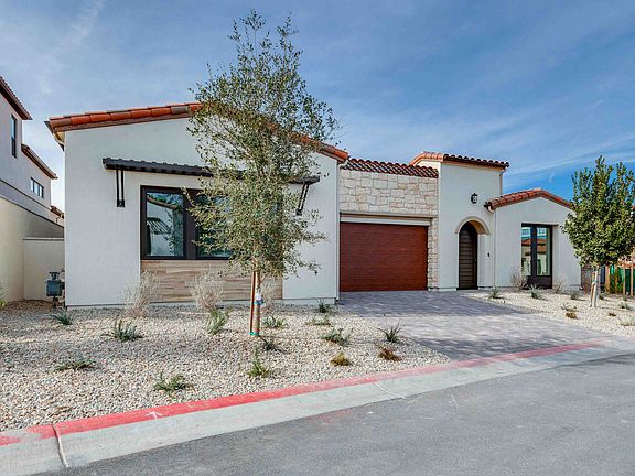 49 BELLISSIMA LAGO COURT