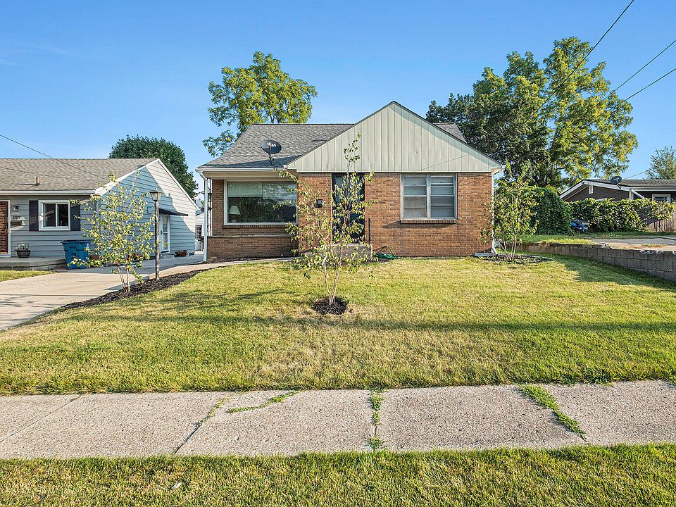 1st image of 1113 De Boer St SW